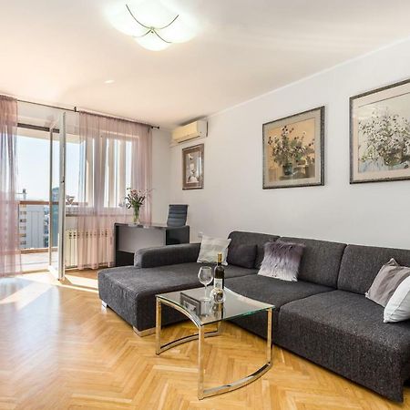 Apartment City View Rijeka Bagian luar foto