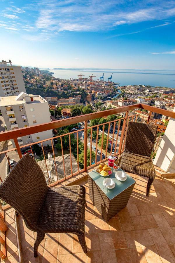 Apartment City View Rijeka Bagian luar foto